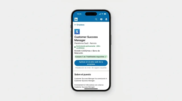Candidato aplica a vacante CS Manager en LinkedIn — bot IA abre en el navegador